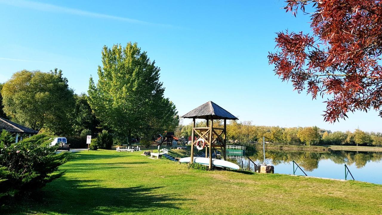فندق Achilles Park غيور المظهر الخارجي الصورة